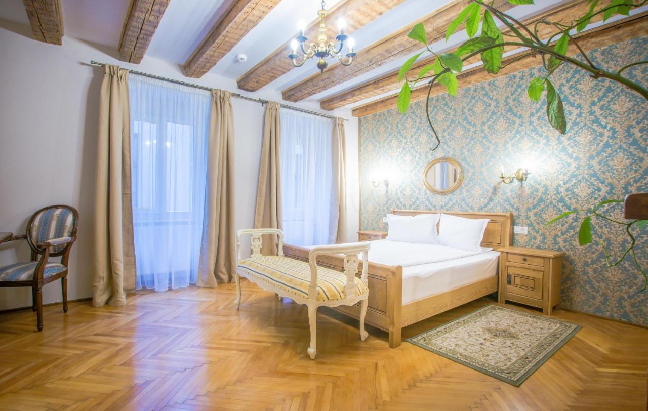 Safrano Palace Brasov Exterior photo